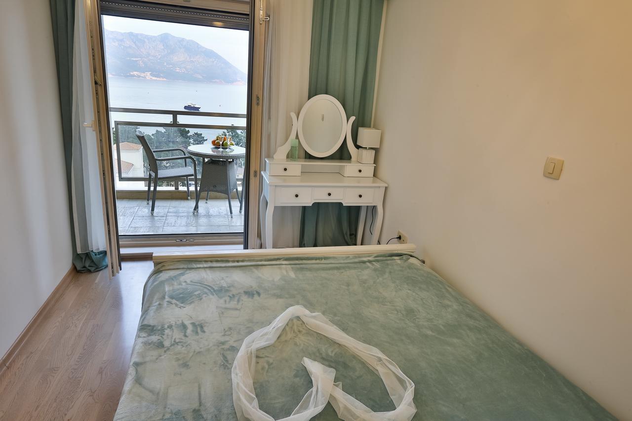 Miracle Lägenhet Budva Exteriör bild